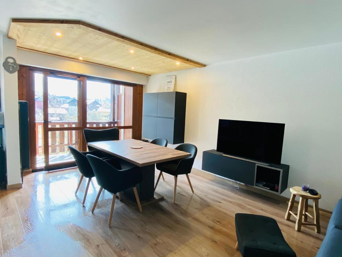 Appartement En Hyper Centre De Samoens Exterior photo